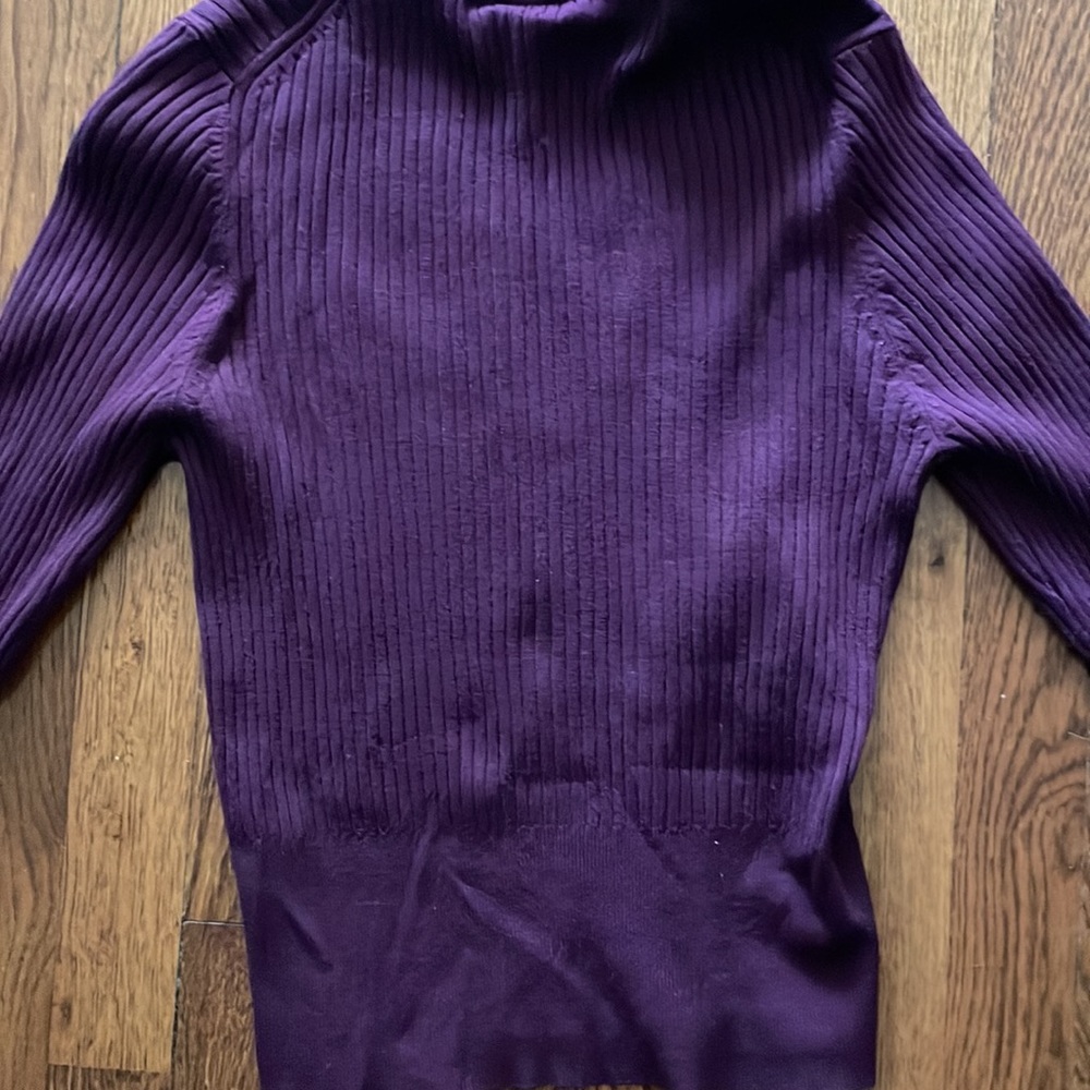 Zara Turtle Neck - Picture 3 of 3